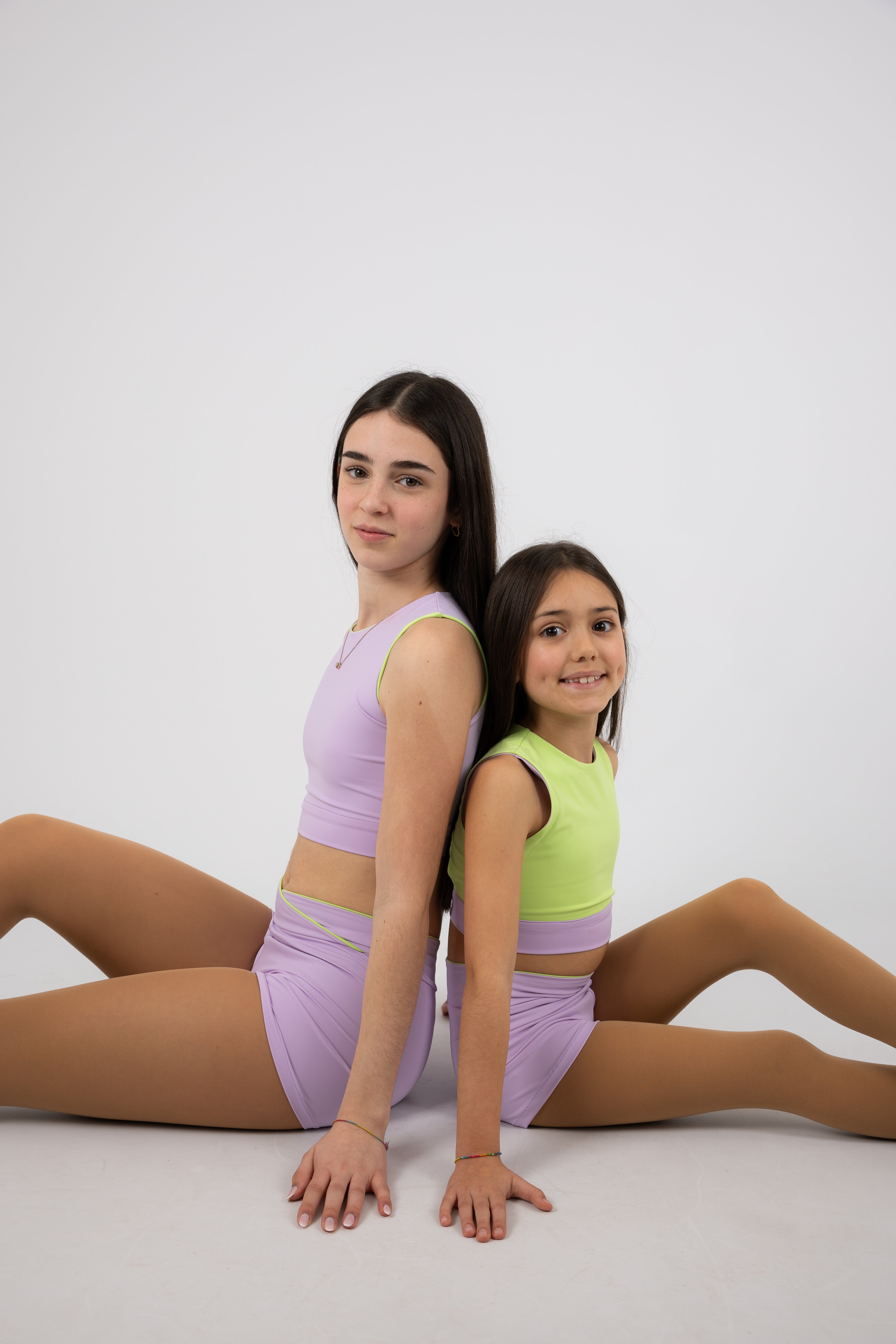 Conjunto Lilás/Verde Lima (Top + Calções)